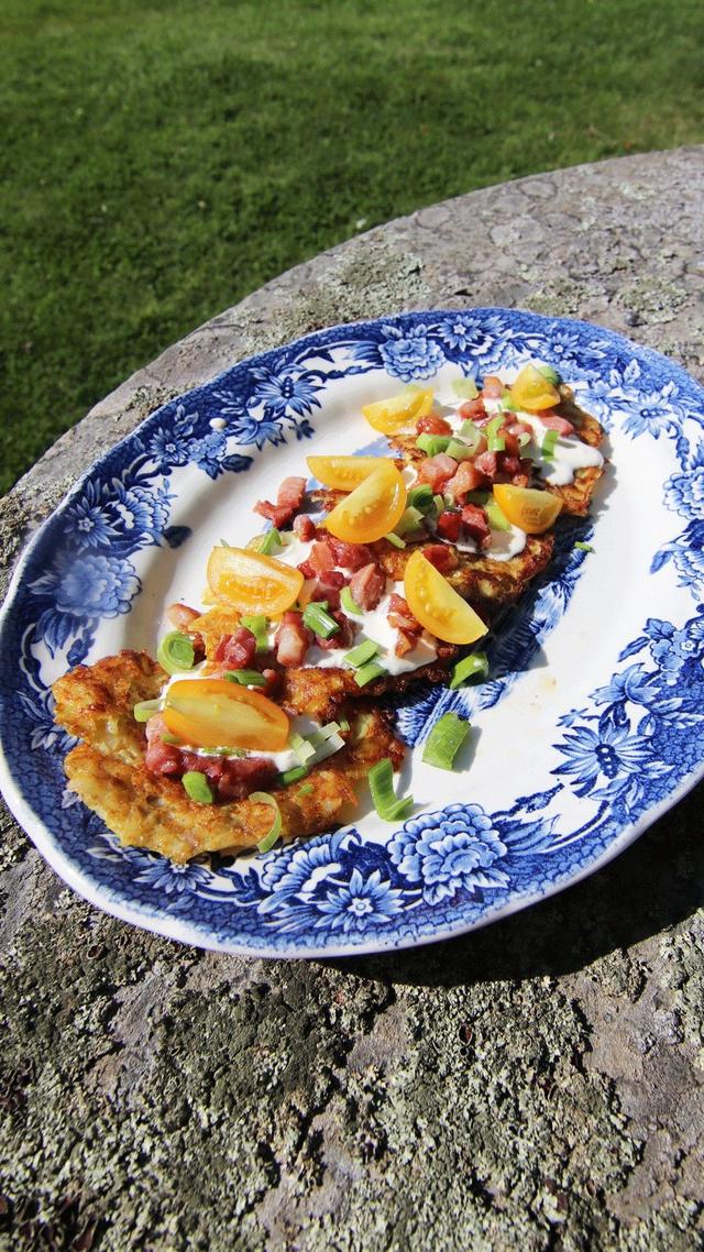 Vegetable fritters with Crispy Bacon and Ricotta Cream