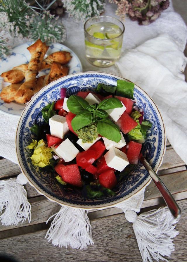Summer Salad with Feta and Puff Pastry Sticks