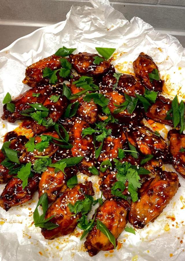 Sticky Honey Glazed Chicken Wings