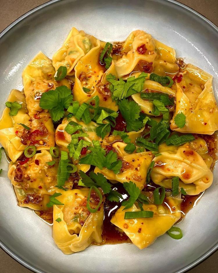 Wontons With Spicy Szechuan Oil