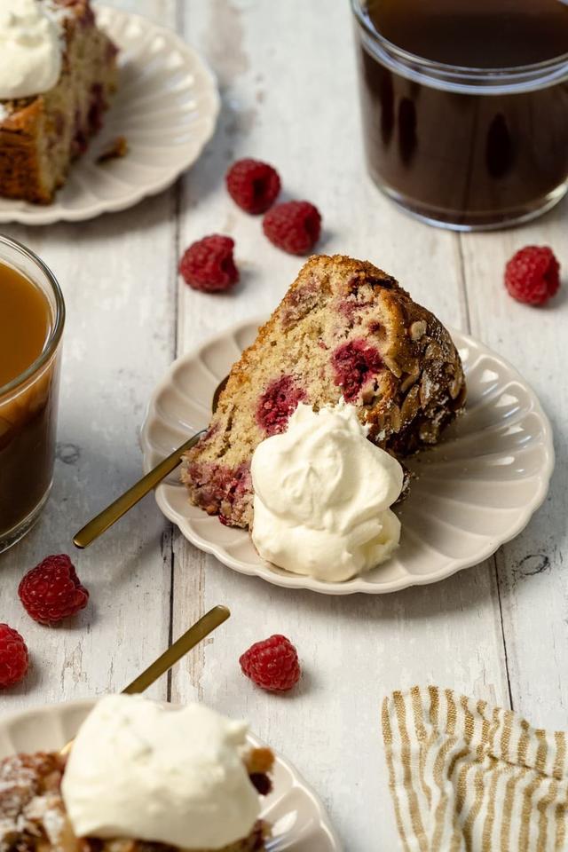 Raspberry and Almond Cake