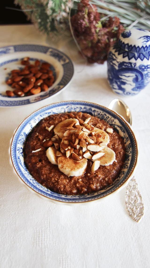 Gluten-free Chocolate Porridge with Banana