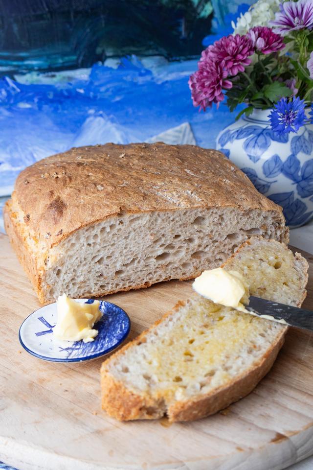 Saftig brød med byggryn