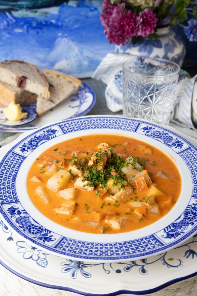 Creamy Tomato Chicken Soup 