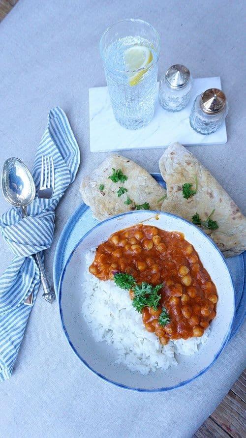 Chickpea Masala with Homemade Naan