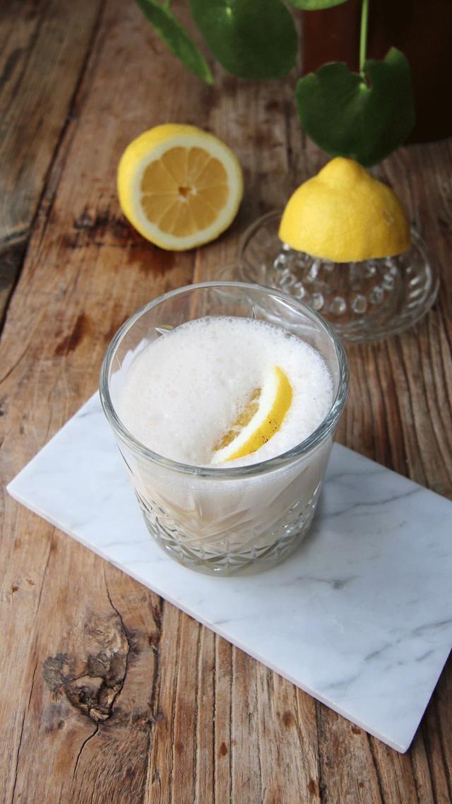 Frozen lemonade