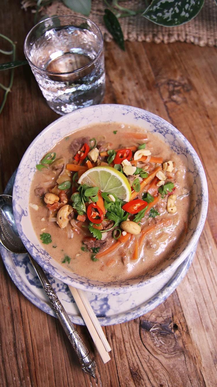 Asiatisk biffsuppe