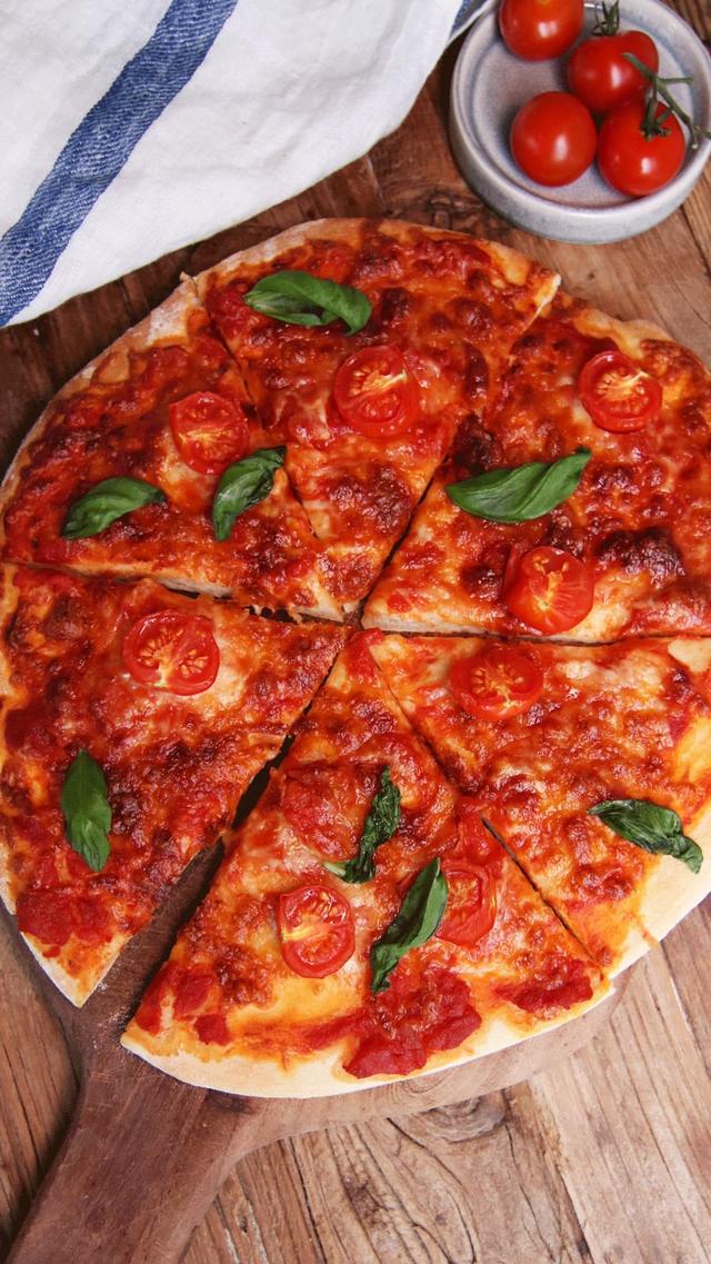 Pizza margherita