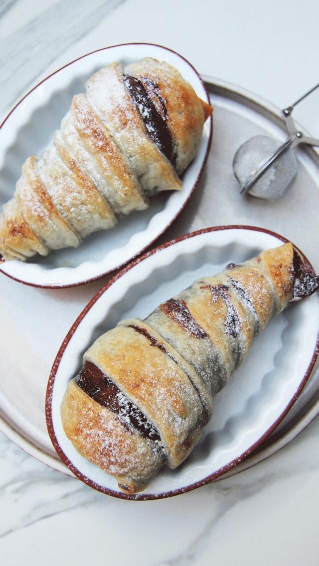Baked Pear with Nutella