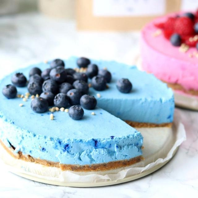 Colored cheesecake