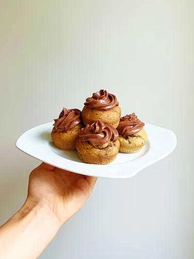 Cookie dough cupcakes