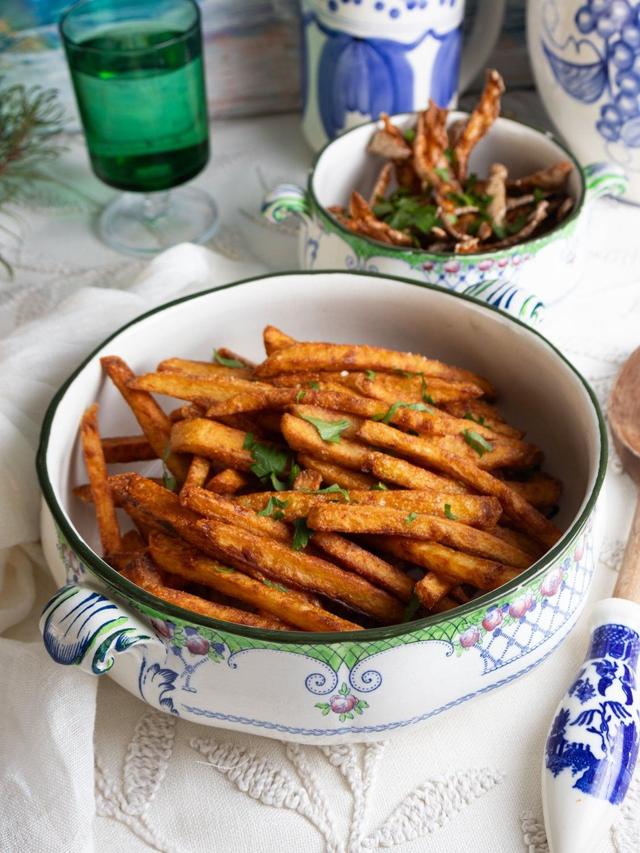 The Crispiest French Fries with Potato Peel Chips