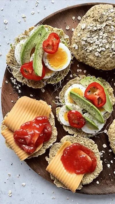 Protein Oat Rolls with Chia