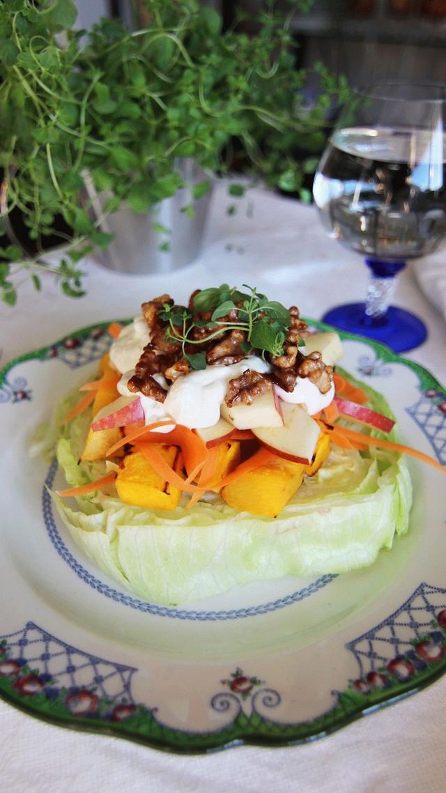 Pumpkin Salad with Blue Cheese Dressing