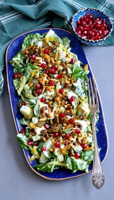 Salad with Yoghurt and Pistachios