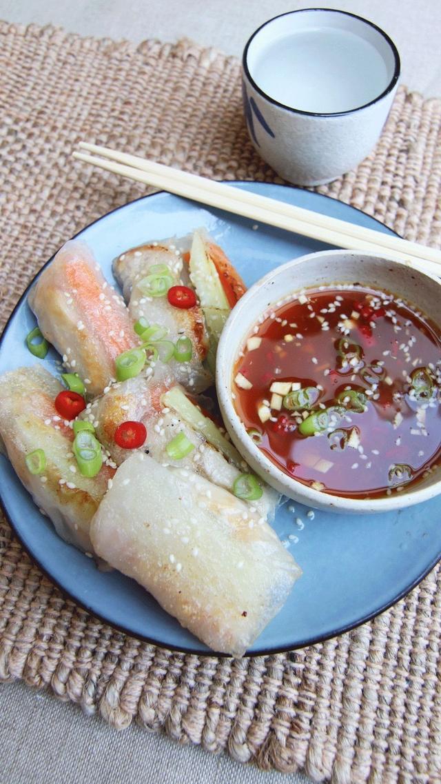 Spring Rolls with Chicken and Orange Soy-Dip