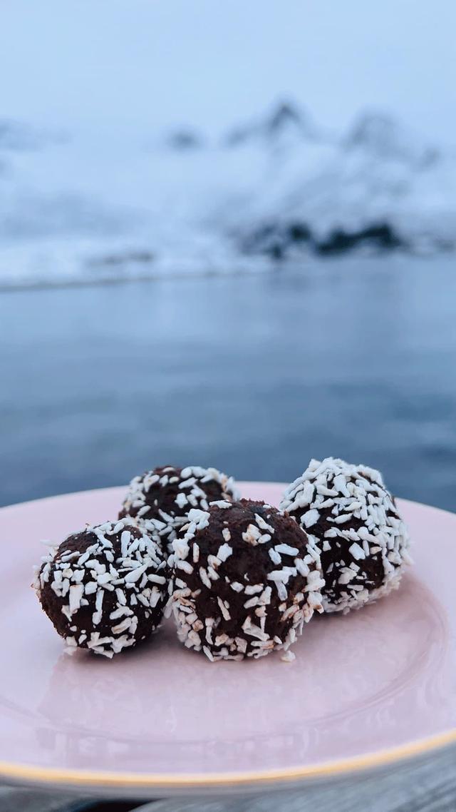 Chocolate-Orange Bliss Balls