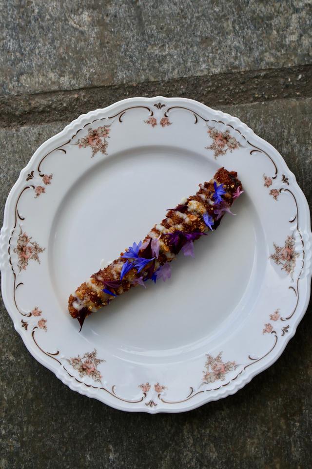 Fritert sild med bakt hvitløk mayo!