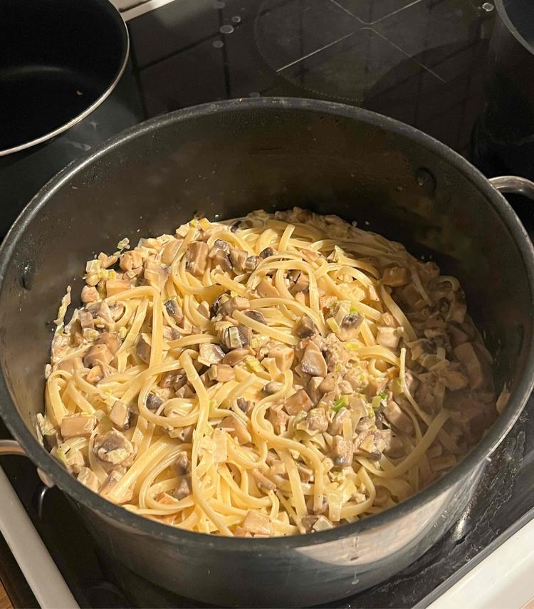 Purre og sopp-carbonara