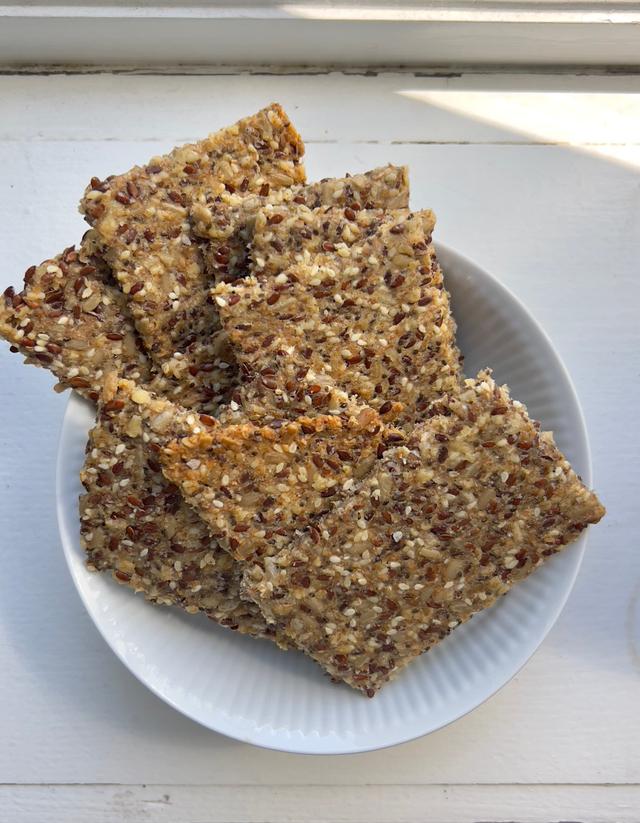 Hjemmelaget knekkebrød