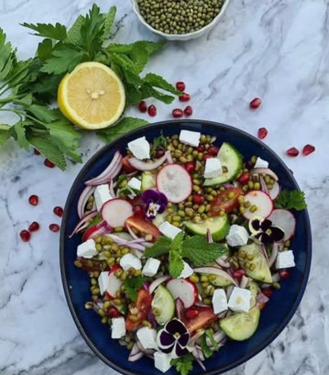 Mungbønnesalat med fetaost