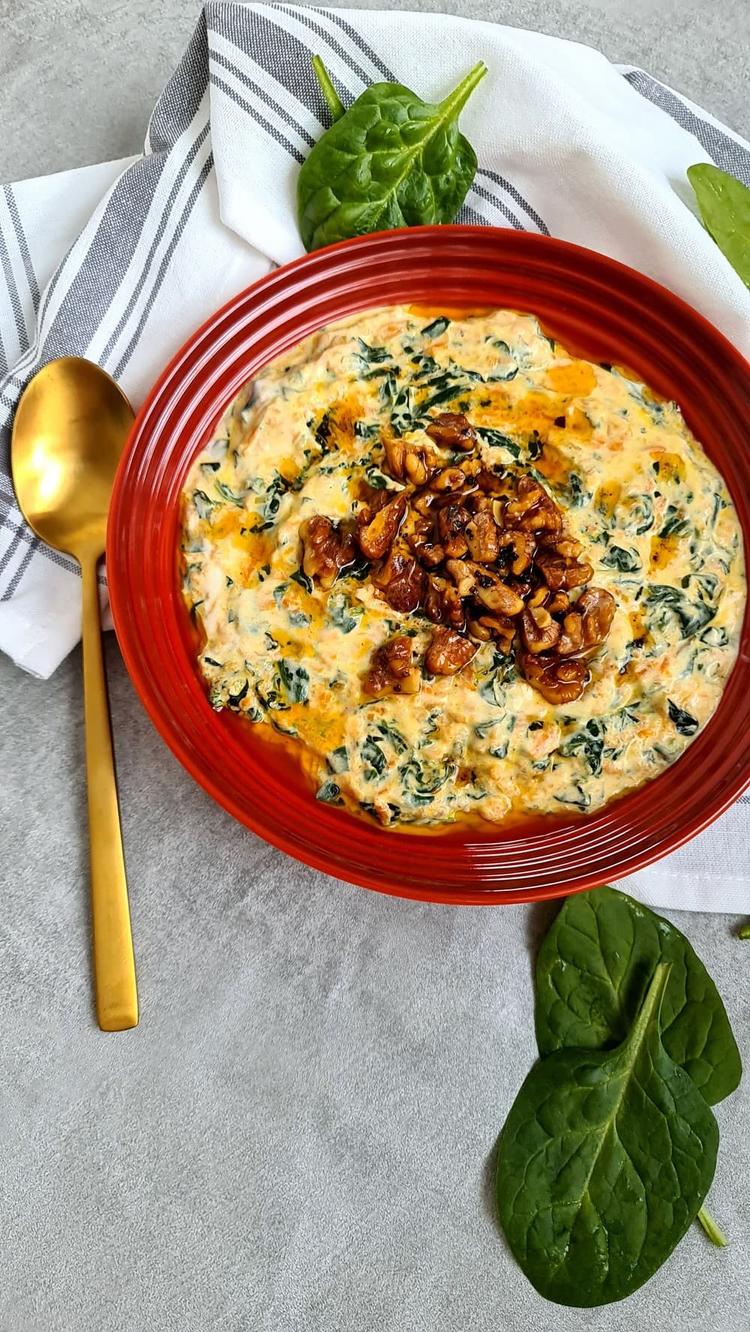 Spinach Dip with Carrot and Yogurt