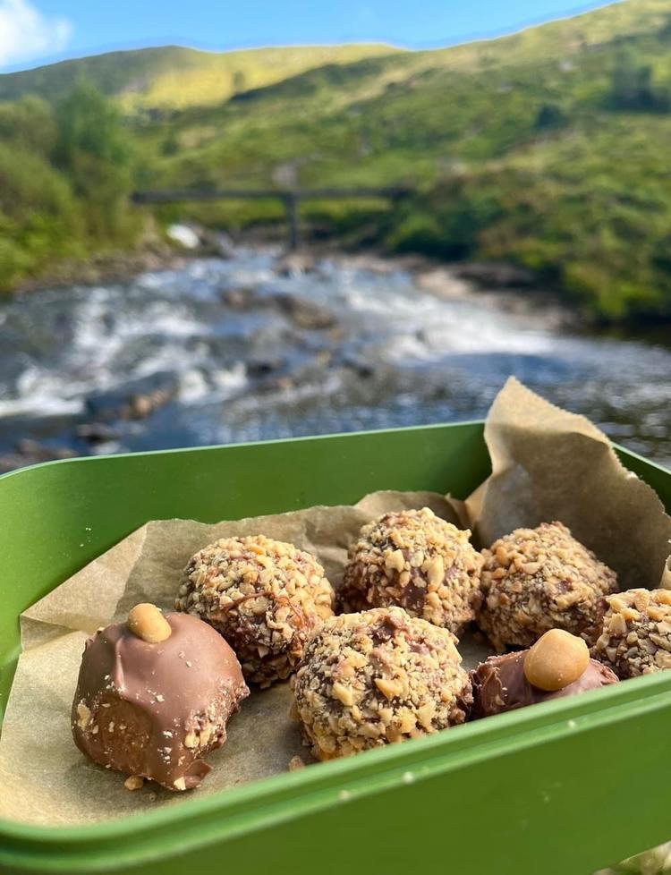 Snickers Bliss Balls