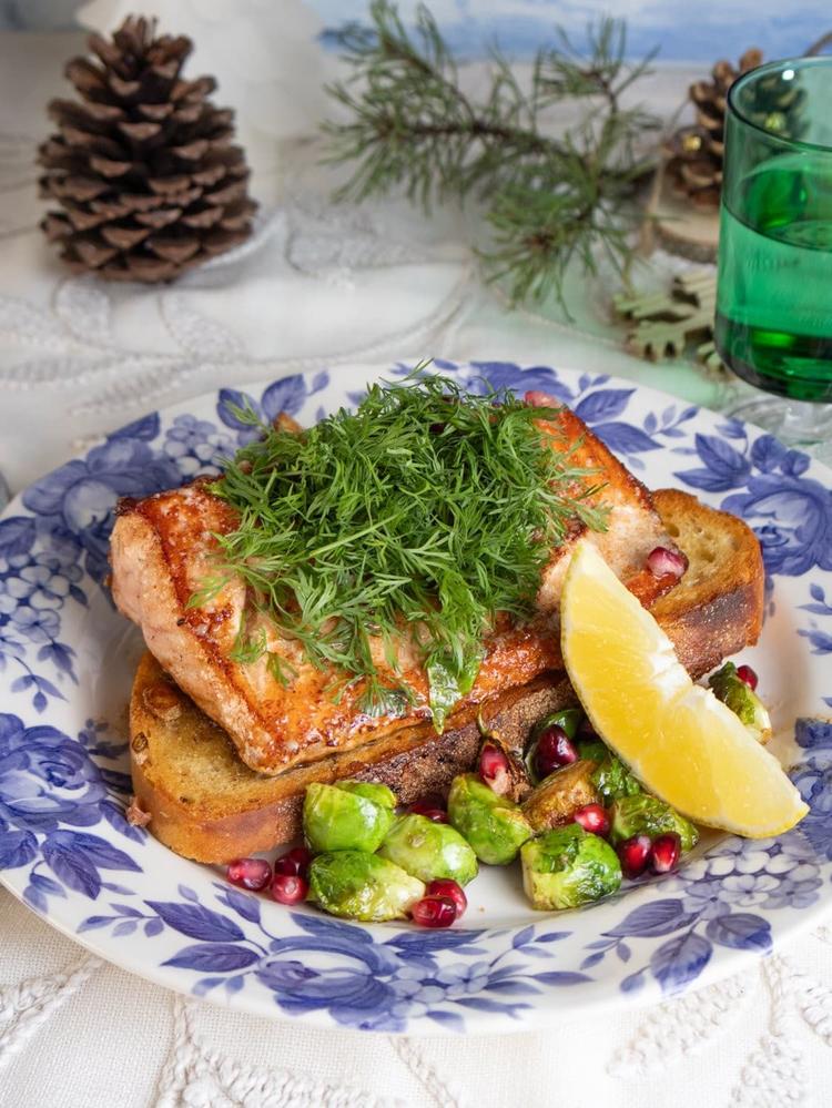 Quick and Mouthwatering Salmon Toast