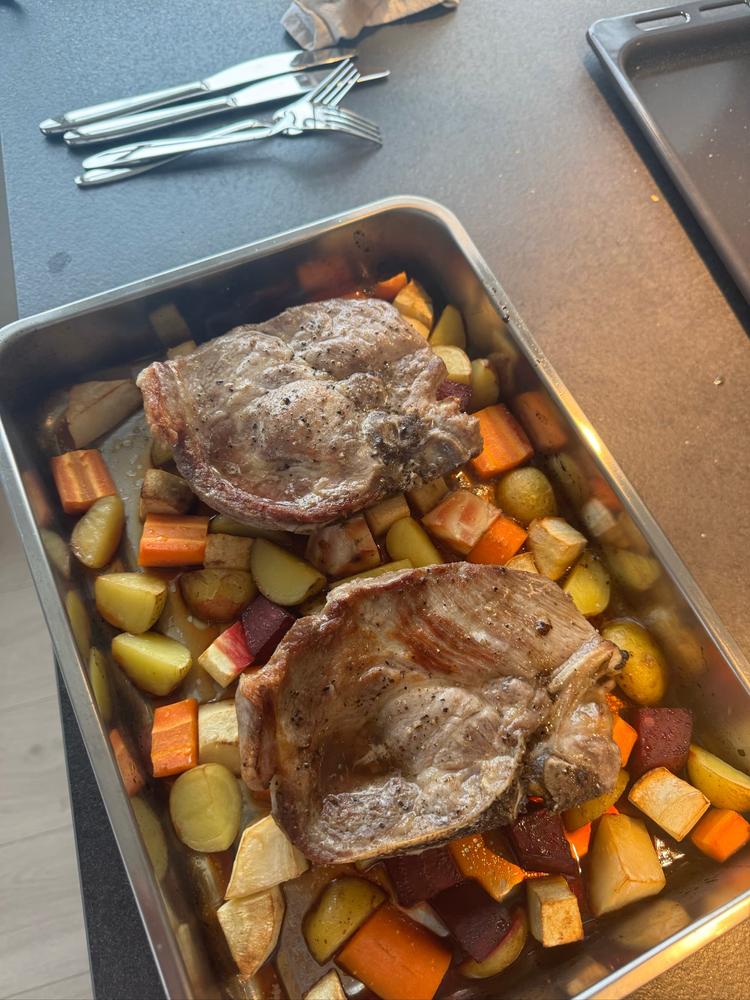 Koteletter med rotgrønnsaker