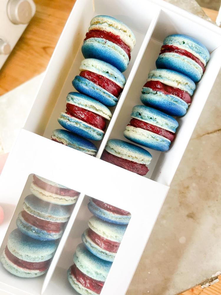 Raspberry macarons