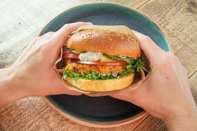 Spiced sweet potato and chickpea burger