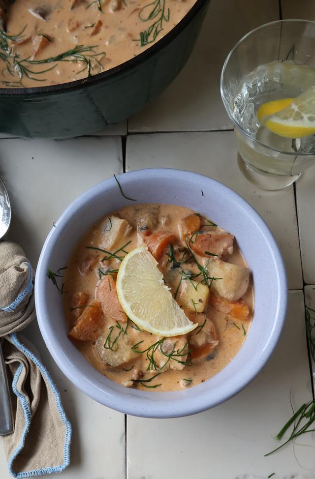 03/02 Svigermors røde fiskesuppe