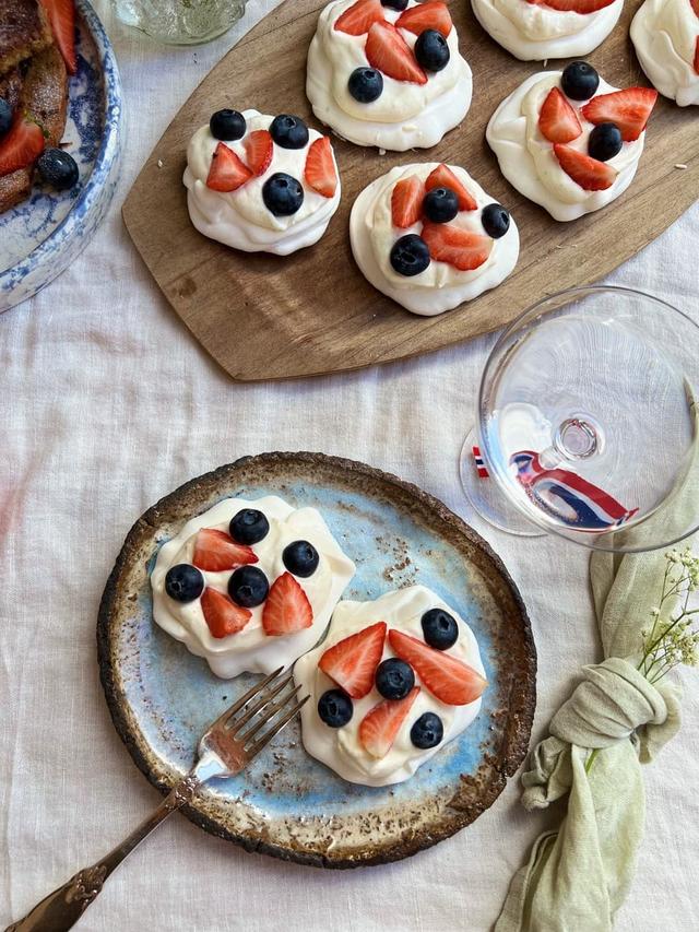 Mini Pavlova