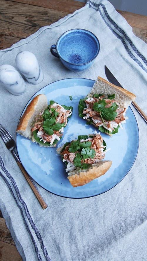 Pulled pork sandwich med coleslaw