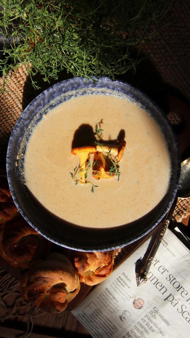 19/02 Kantarellsuppe med sprøstekt bacon