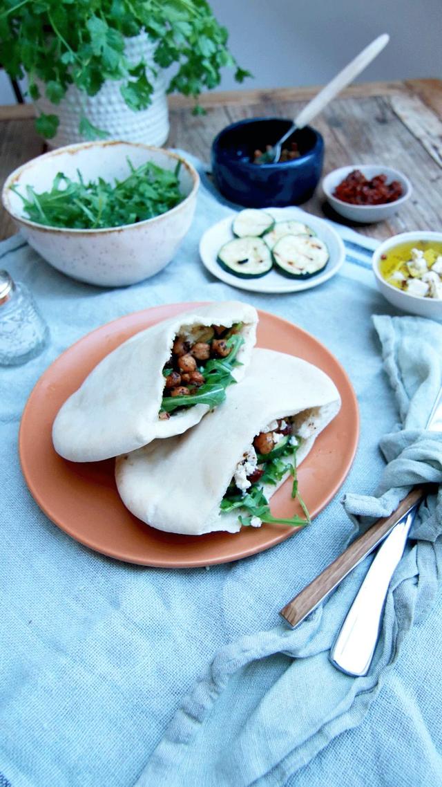 Kikerter i pita med squash