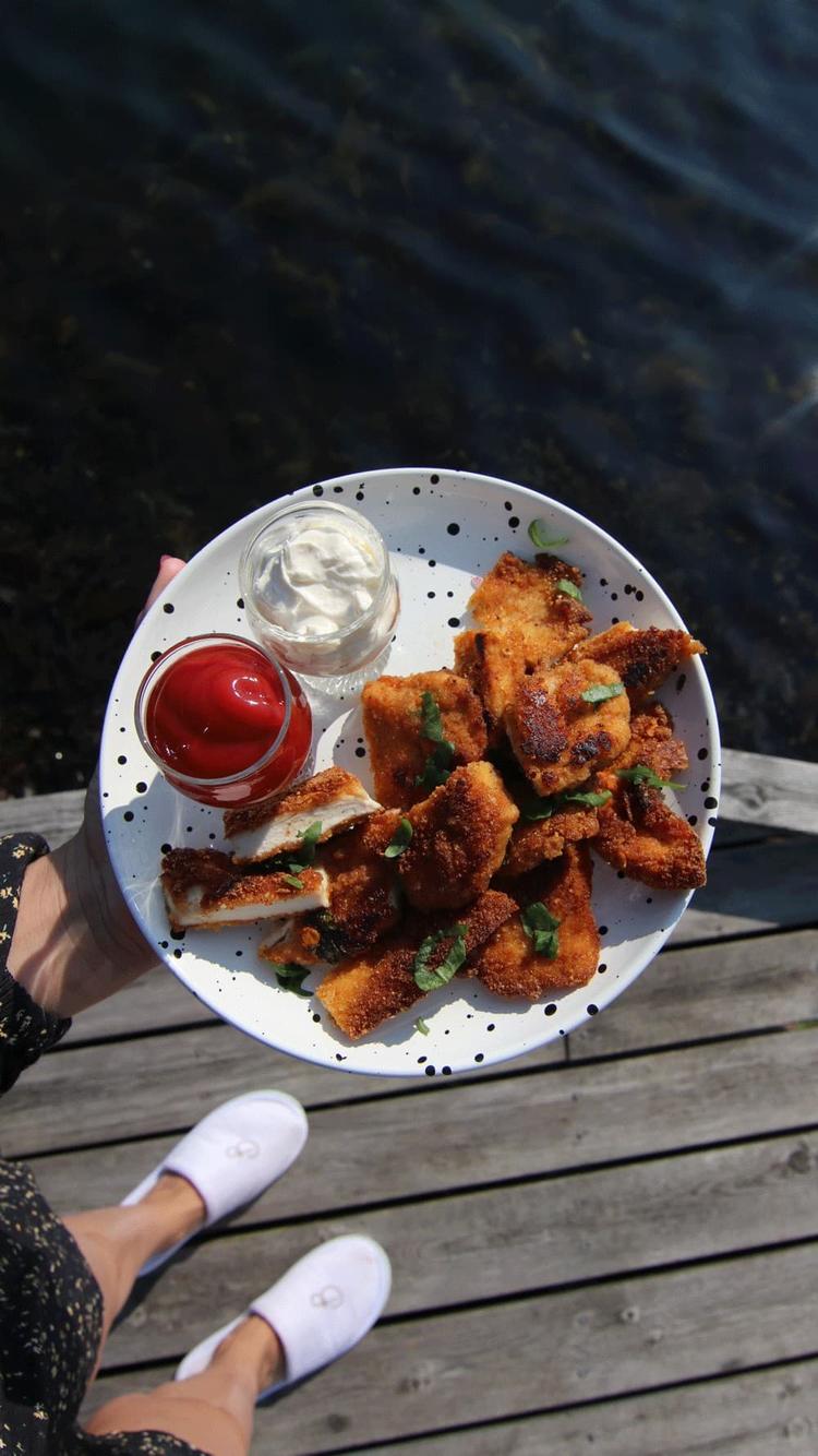 Kyllingnuggets laget med myke tortillachips