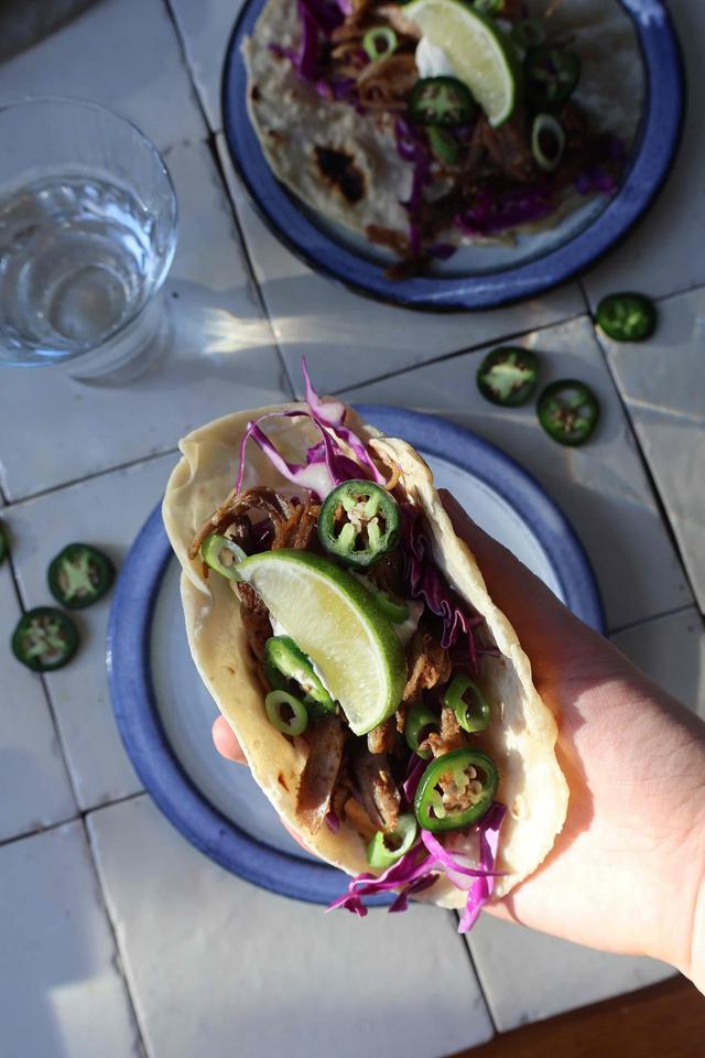 Pulled pork taco med hjemmelaga tacolefser