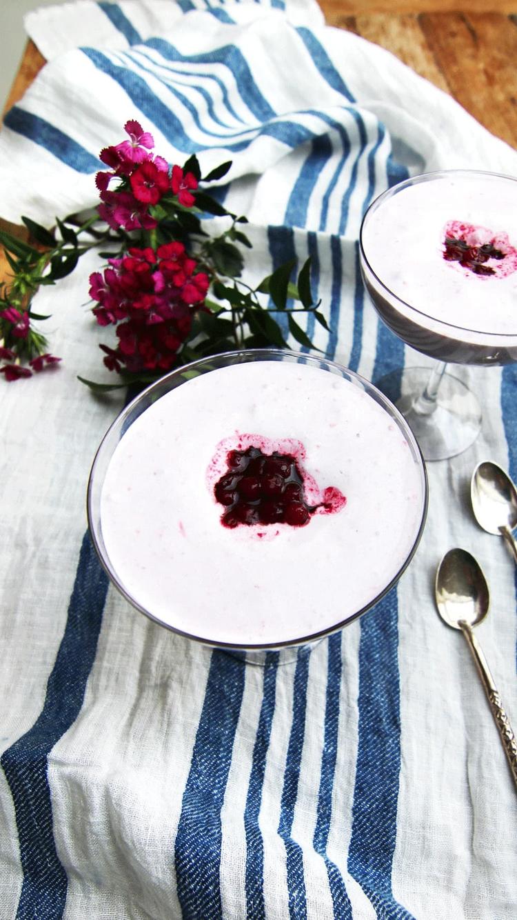 Troll Cream with Norwegian Lingonberry