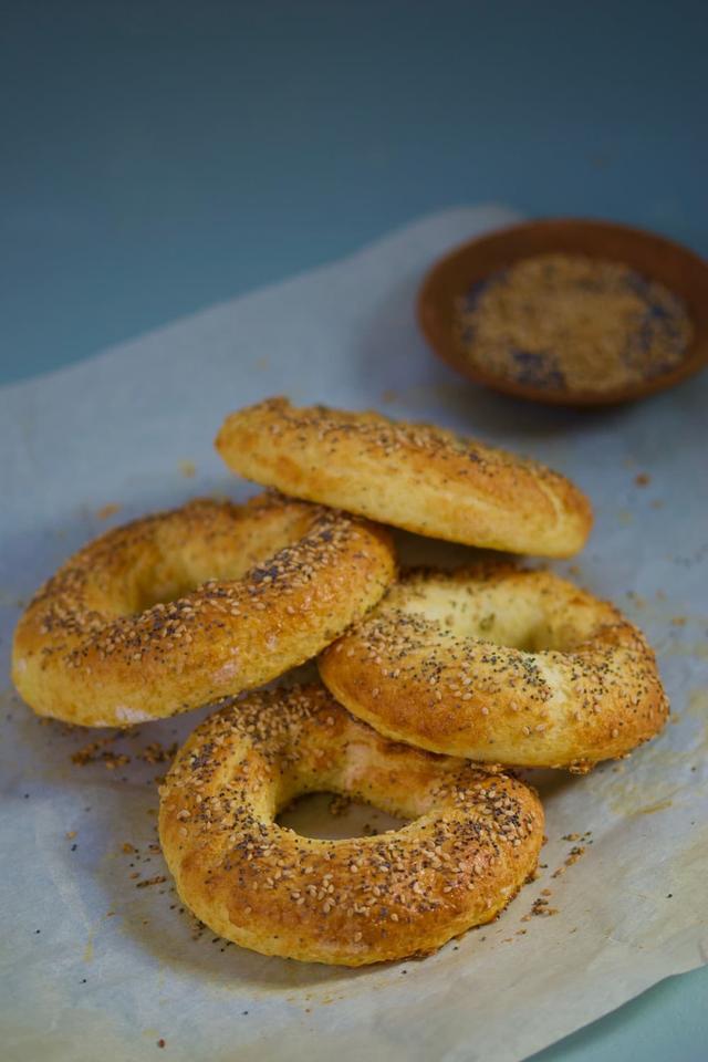 Glutenfrie "gresk yoghurt-bagels" på 30 minutter