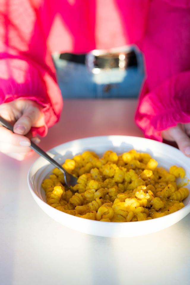Kremet gulrotsaus og pasta