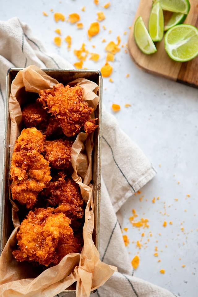 Crispy cornflakes nuggets