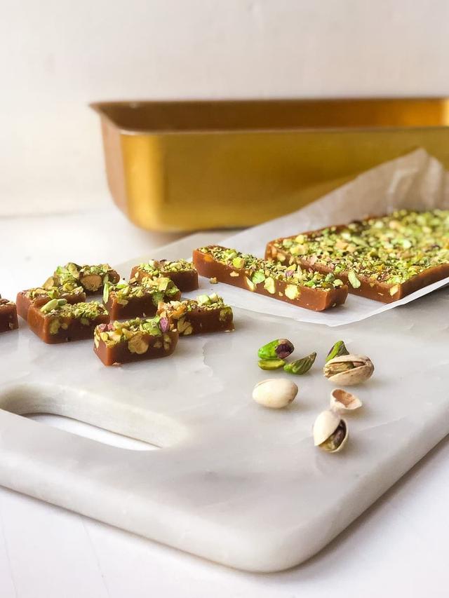 Pistachio Toffee