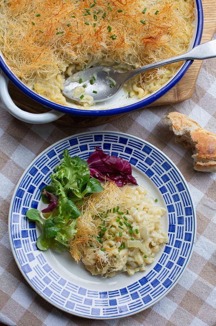 Mac and Cheese with Blue Cheese and Caramelised Onions